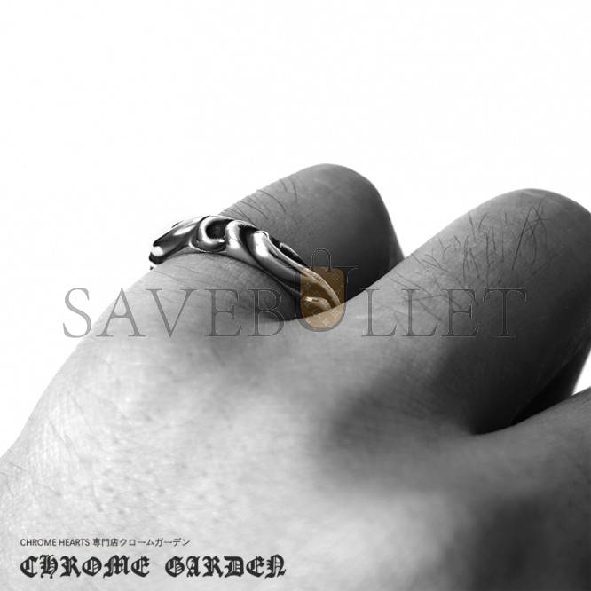 Ch**me He**ts scroll band ring