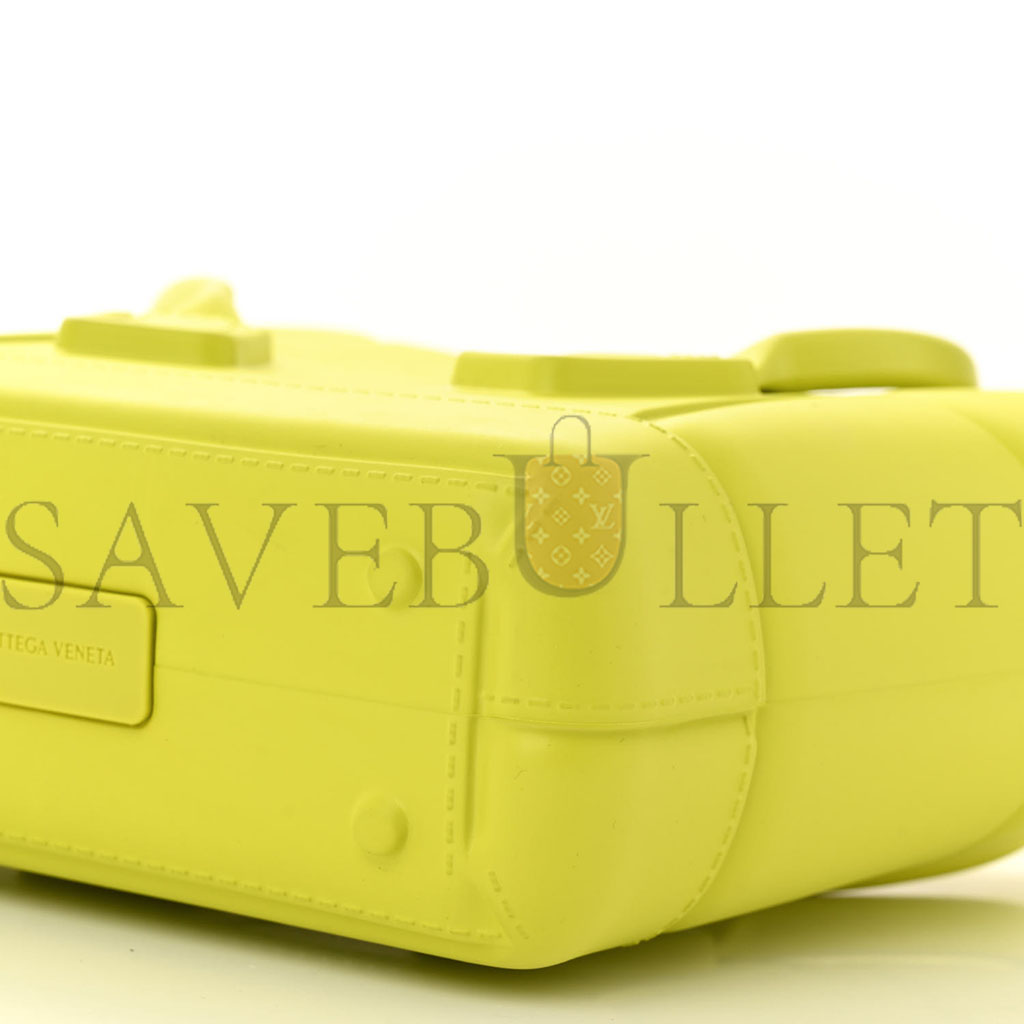 bo*te*ga Ve*ne*ta rubber maxi intrecciato mini arco kiwi green (30*20*8cm)