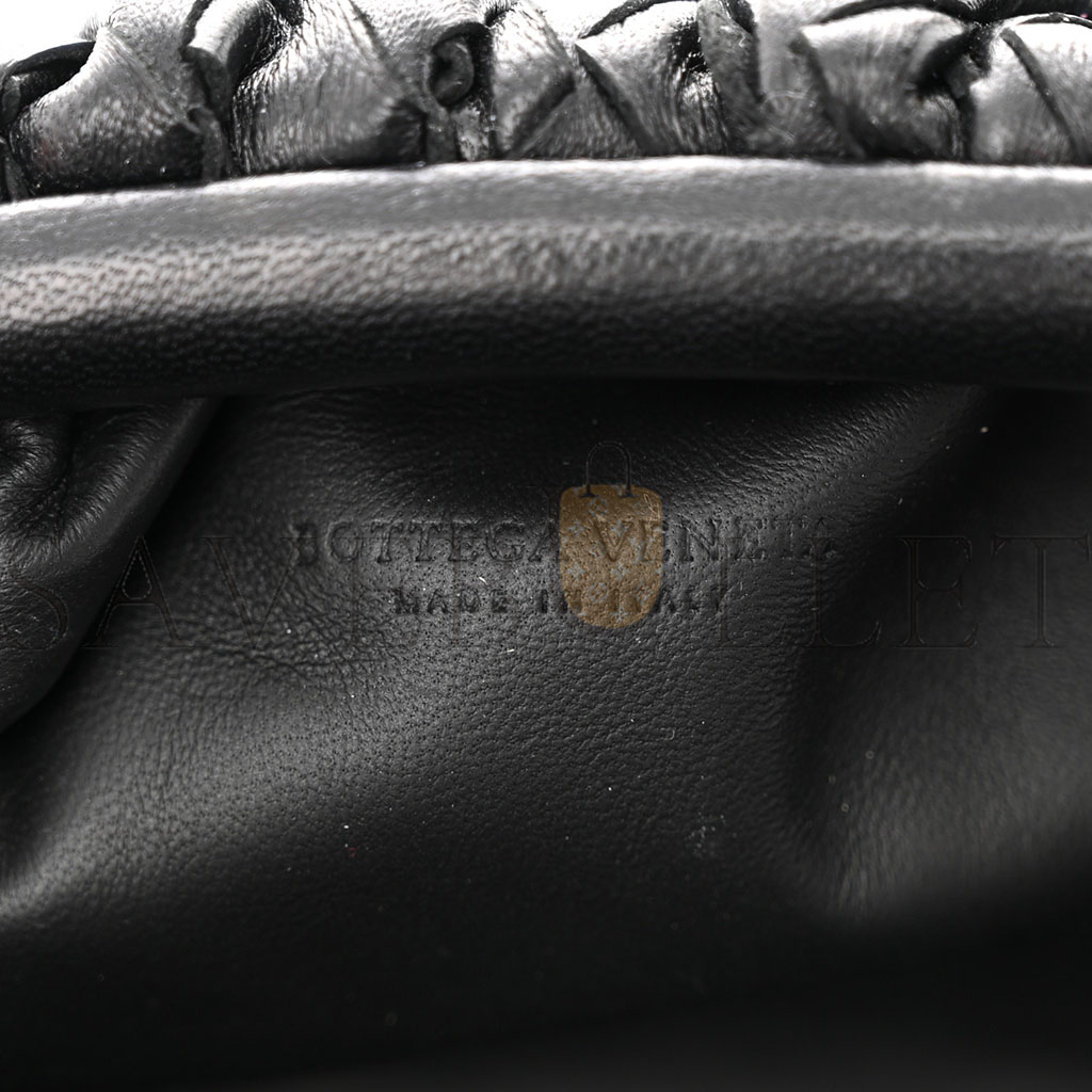 bo*te*ga Ve*ne*ta nappa intrecciato the mini pouch black (22*15*7cm)