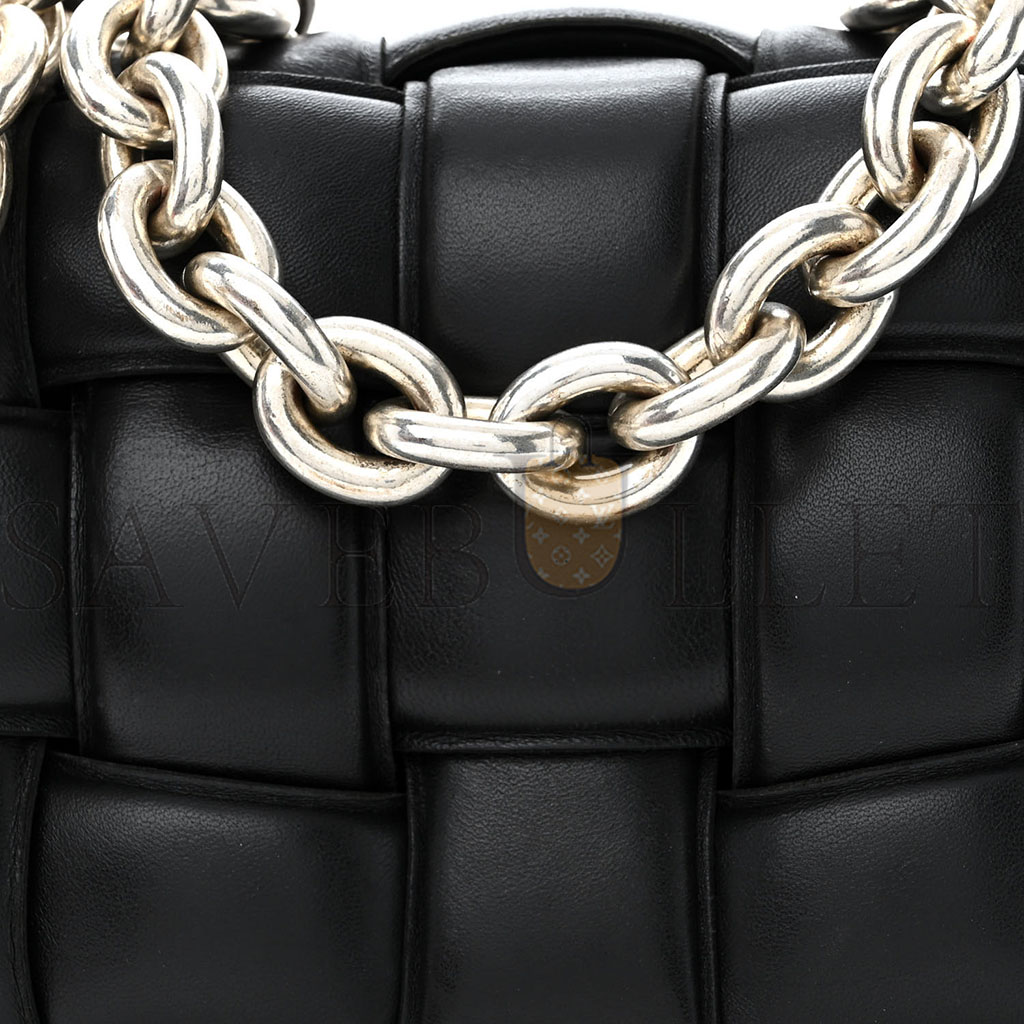 bo*te*ga Ve*ne*ta lambskin maxi intreccio padded chain cassette crossbody bag black (27*19*7cm)