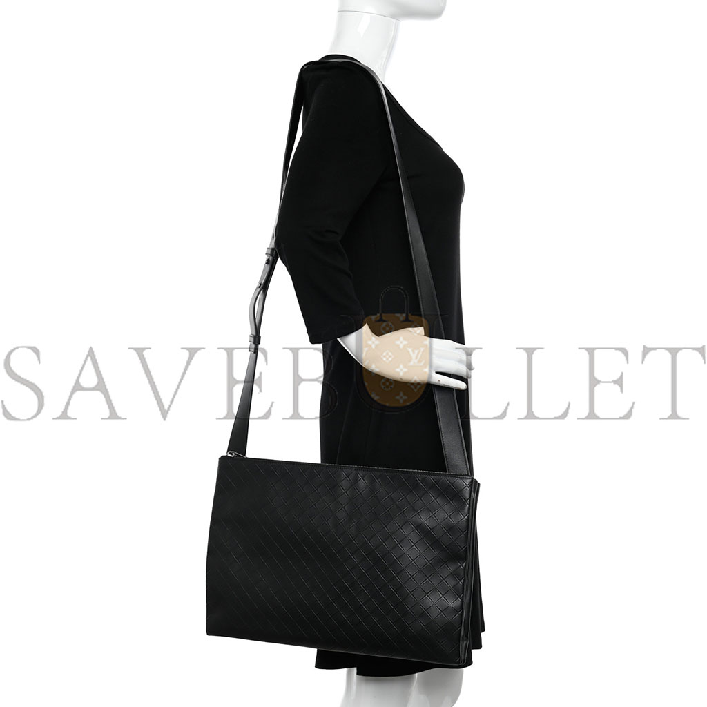 bo*te*ga Ve*ne*ta intrecciato embossed triple zip messenger bag black (38*25*3cm)