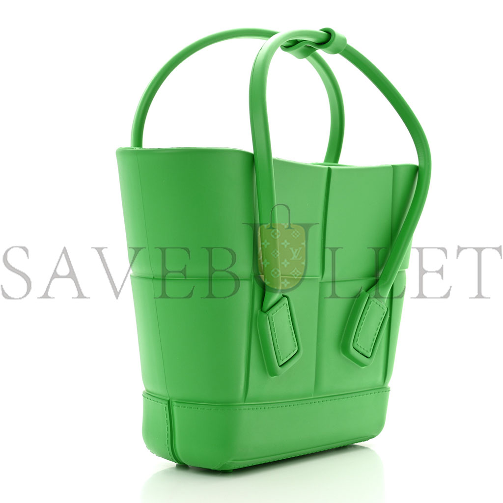 bo*te*ga Ve*ne*ta rubber maxi intrecciato mini arco grass (21*18*8cm)