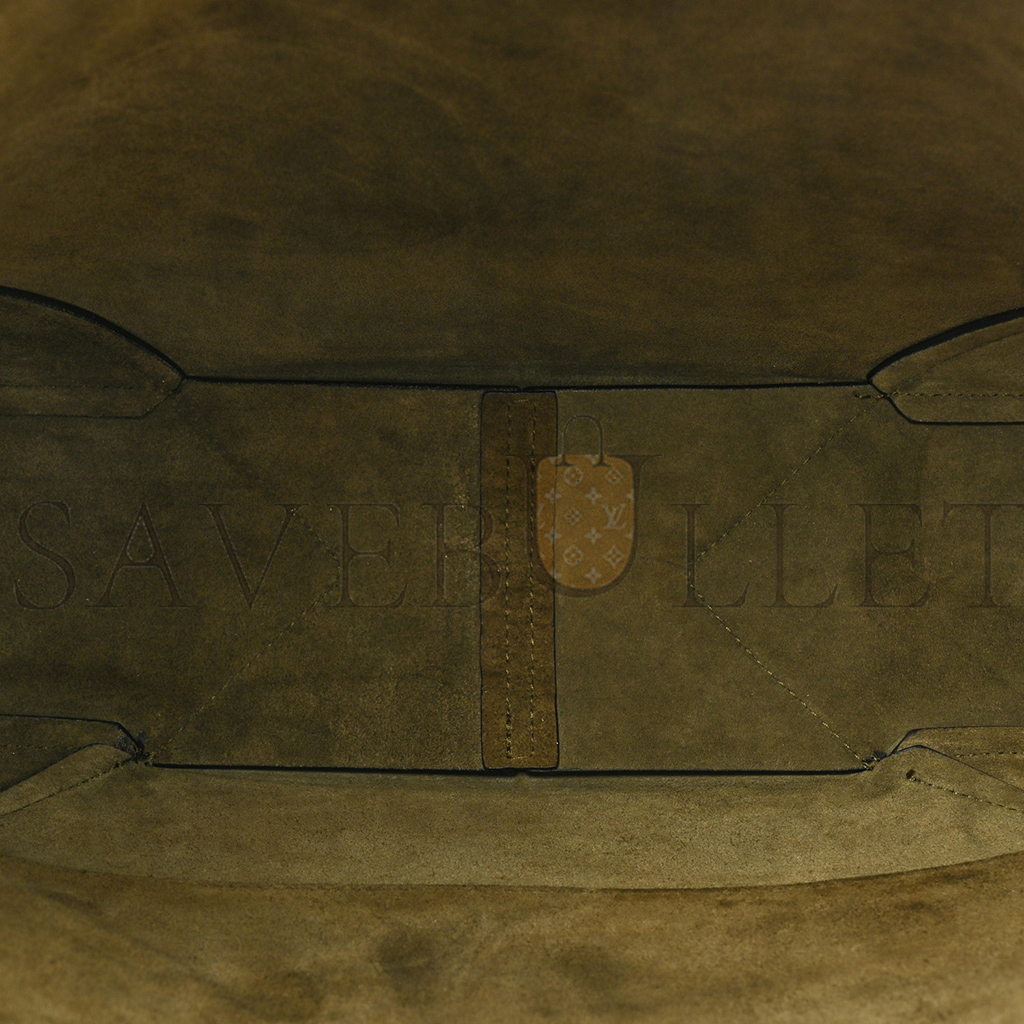 bo*te*ga Ve*ne*ta lambskin maxi intrecciato messenger bag (23*15*6cm)