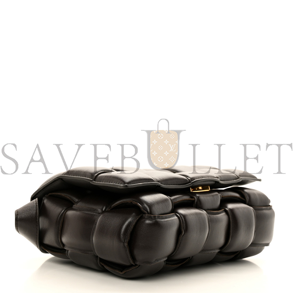 bo*te*ga Ve*ne*ta nappa maxi intrecciato padded cassette crossbody bag fondente (26*18*8cm)