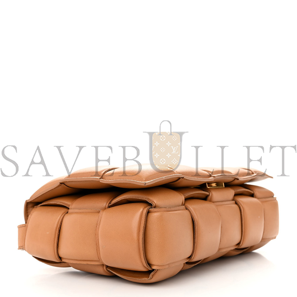 bo*te*ga Ve*ne*ta nappa maxi intreccio padded cassette crossbody bag caramel (26*18*8cm)