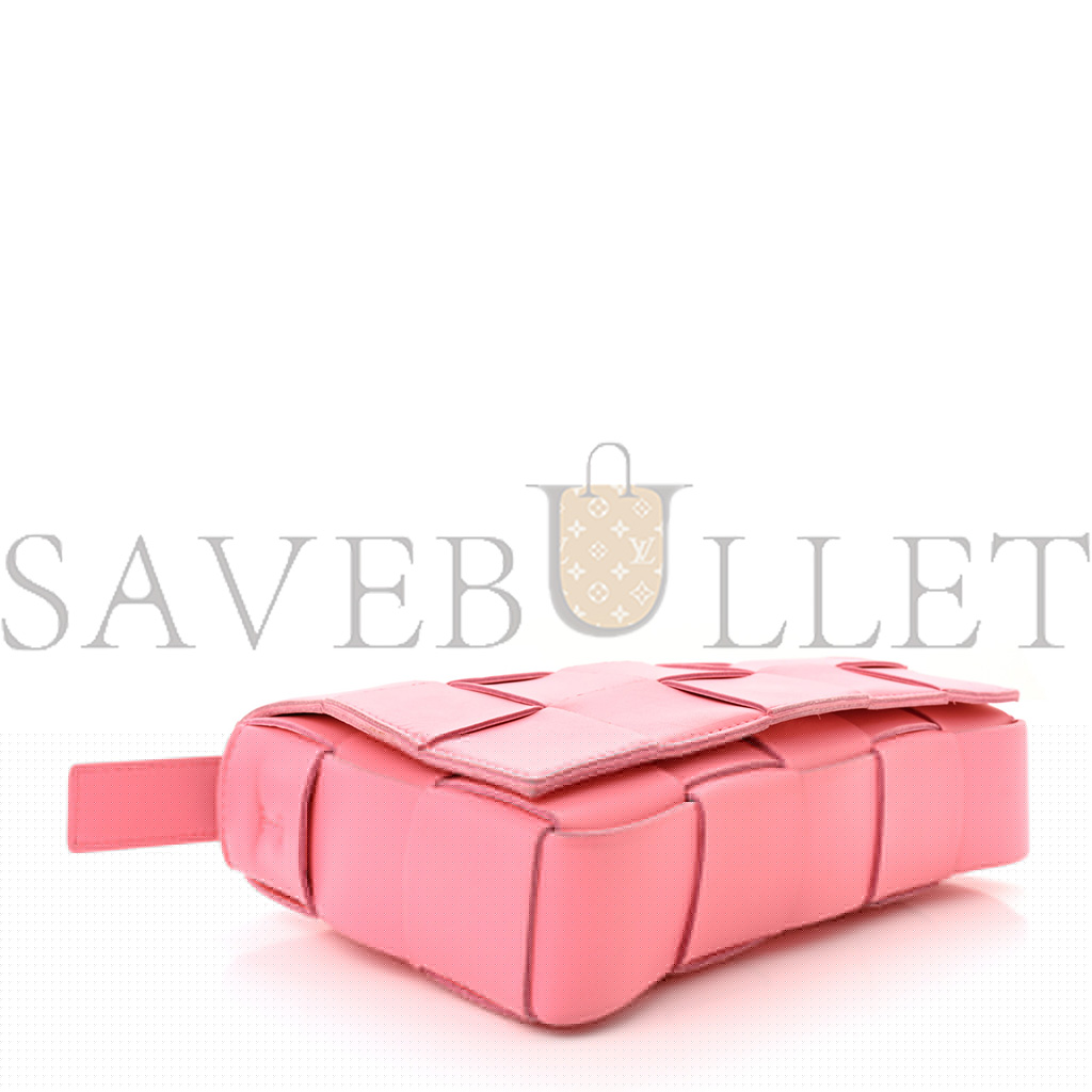 bo*te*ga Ve*ne*ta lambskin maxi intrecciato cassette crossbody bag pink (23*15*5.5cm)
