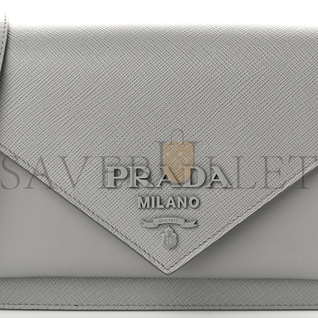 Pra*a city calfskin saffiano envelope flap with chain nube (20*13*4cm)