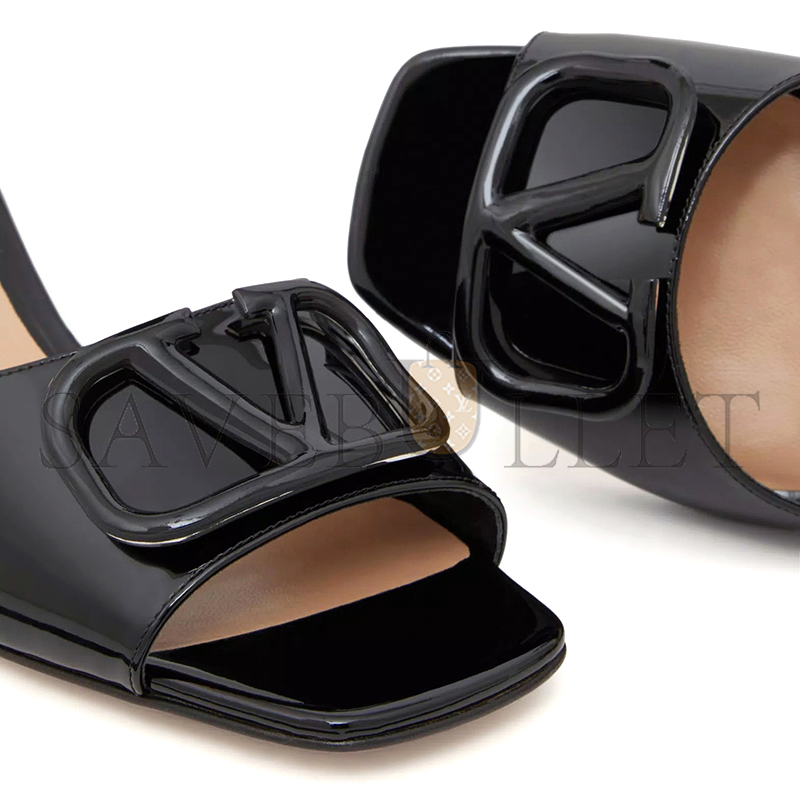 VALENTINO VLOGO SIGNATURE PATENT LEATHER SLIDE SANDAL 60MM 6W2S0HA6TMK_0NO