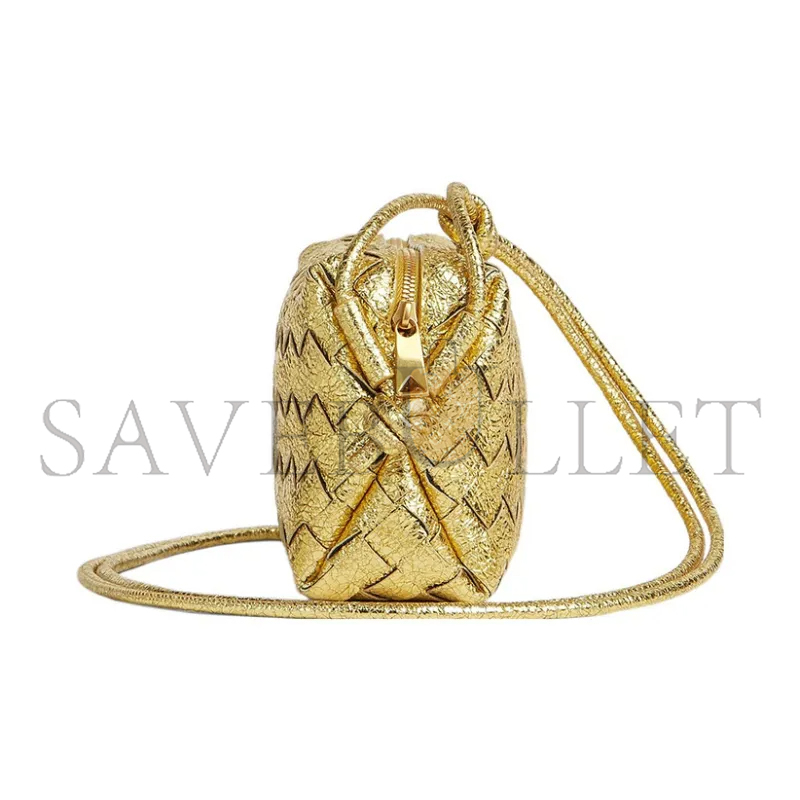 bo*te*ga Ve*ne*ta mini loop camera bag 680254v23x18472 (17*11*6cm)