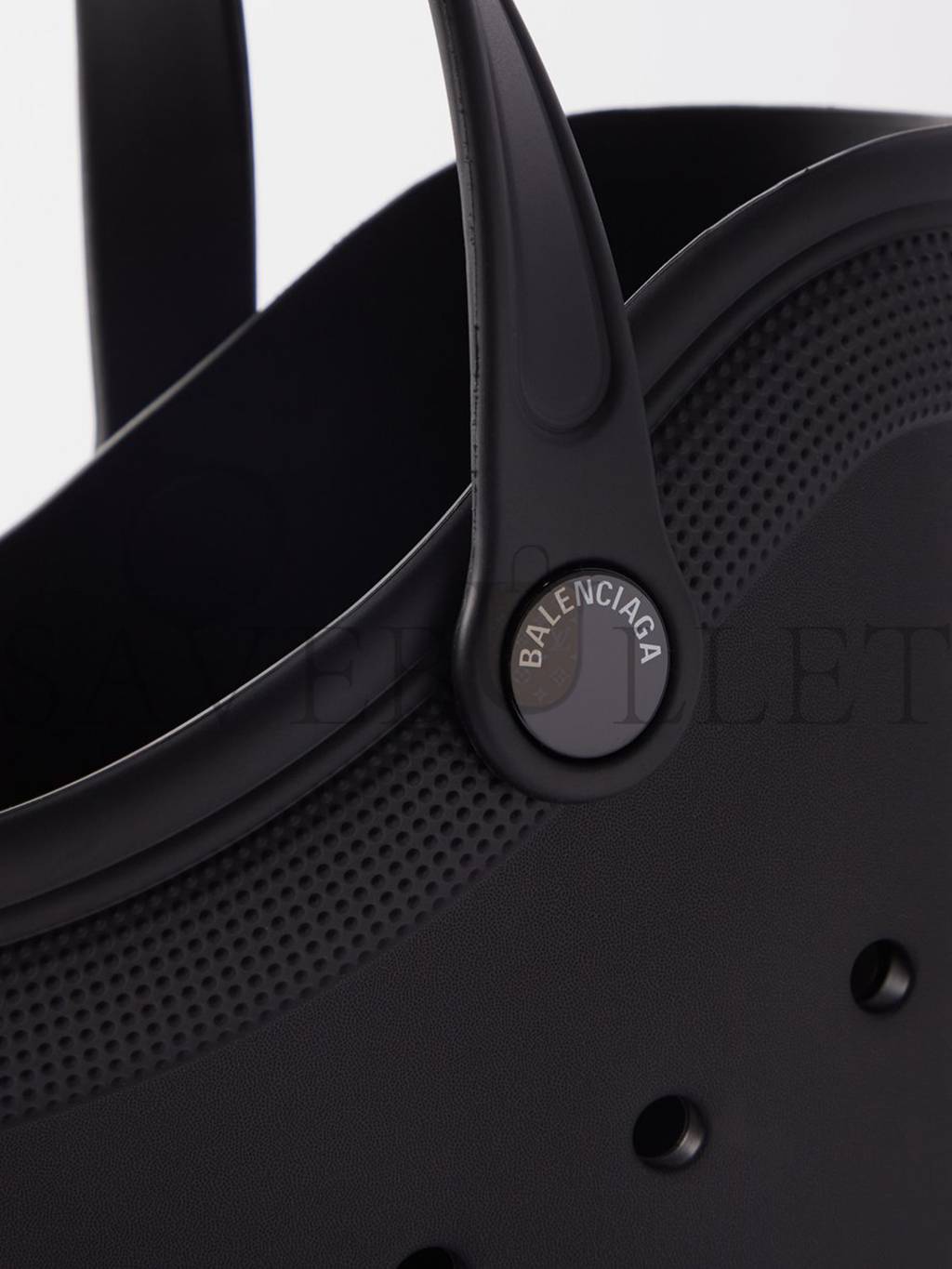 ba*len*cia*ga black x Cr*0*s rubber tote bag matchesfashion us (47.7*36.8*17.5cm)