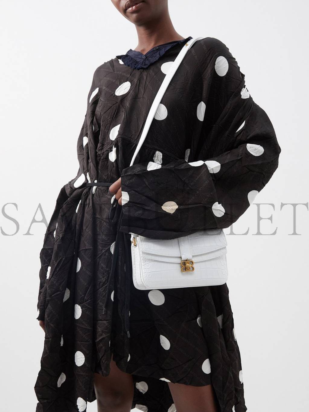 Ba*len*cia*ga white lady flap s crocodile-effect shoulder bag matchesfashion us (21.8*14.2*8.8cm)