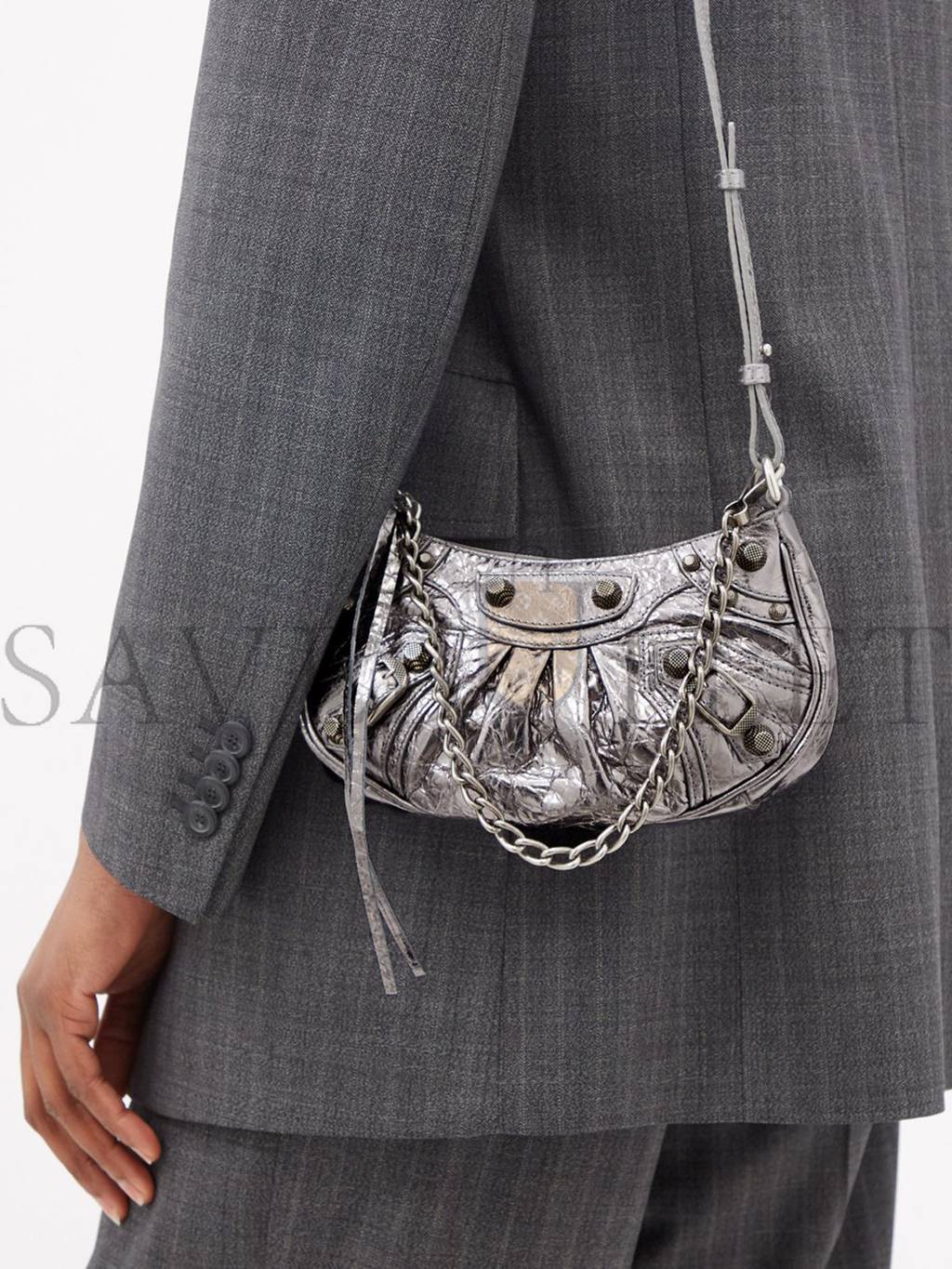 Ba*len*cia*ga silver cagole mini leather shoulder bag matchesfashion us (20*10*3.8cm)