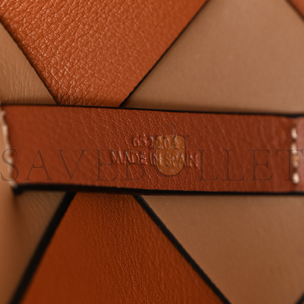 l*ew* calfskin small woven basket surplus bag brown (23*22*15cm)