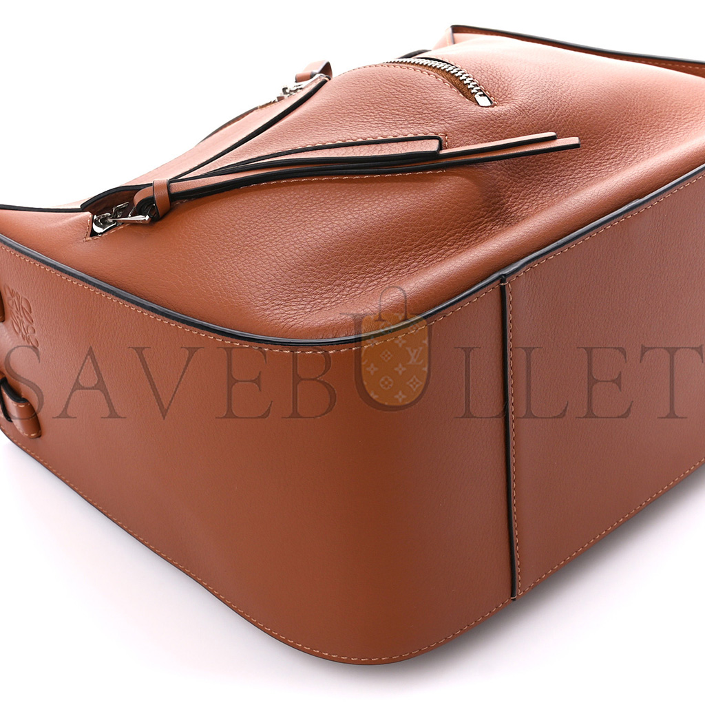 l*ew* calfskin small hammock shoulder bag tan (27*23*14cm)