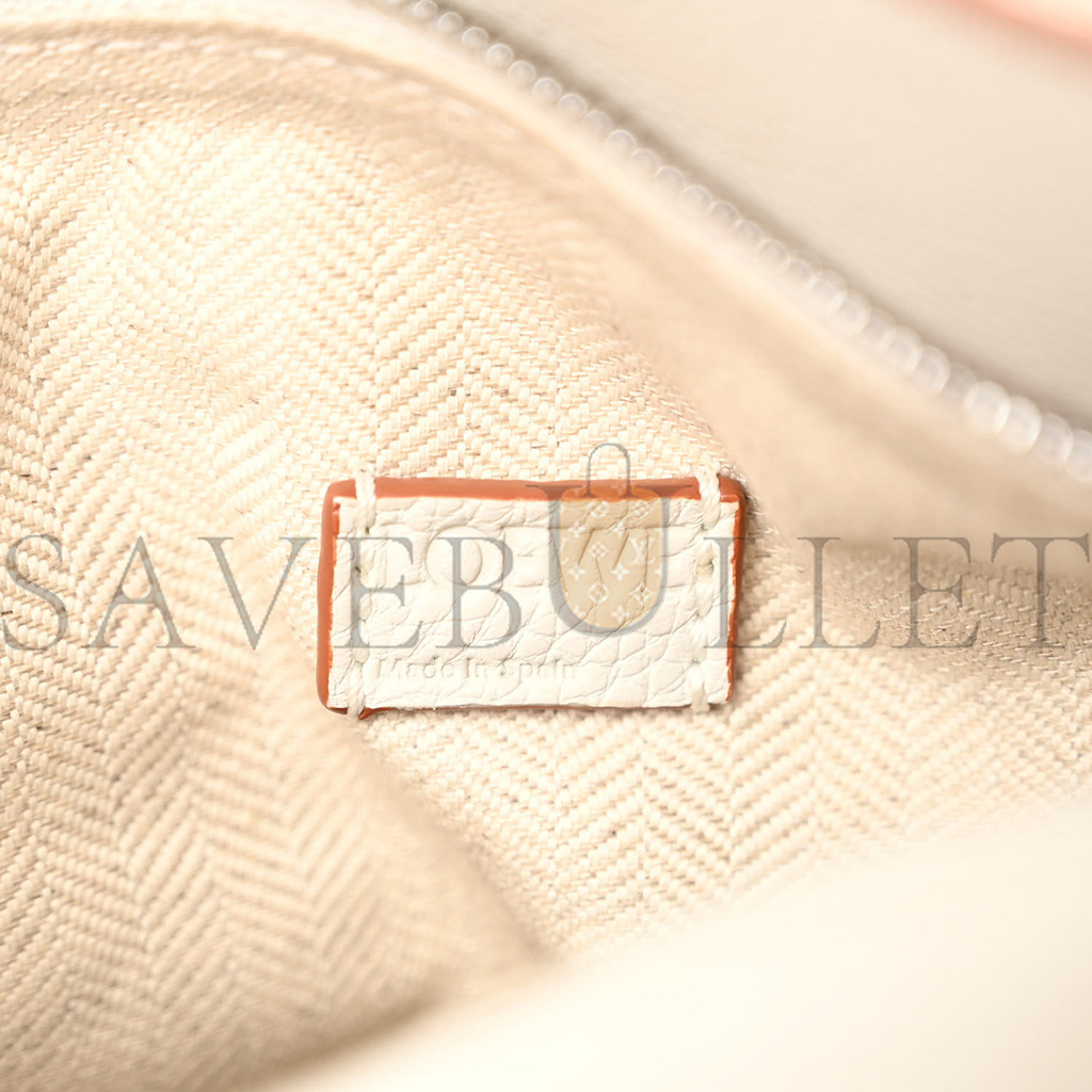 l*ew* calfskin mini puzzle bag soft white (18*12.5*8cm)