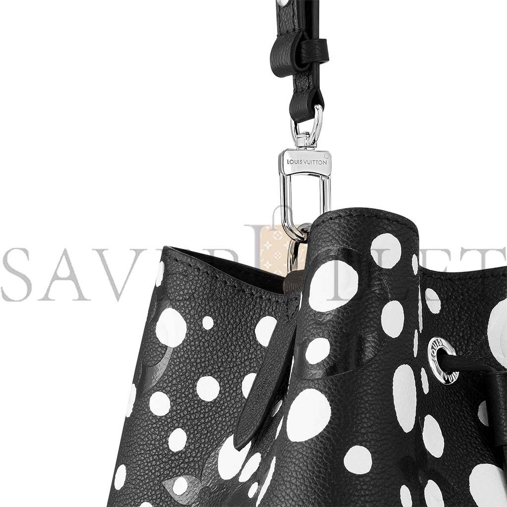 l**is V*t*n lv x yk nÉonoÉ mm m21753 (26*26*17.5cm)