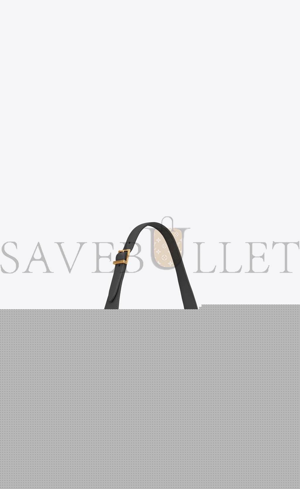 Y*L le 5 a 7 in smooth leather 6572282r20w1112 (23*16*6.5cm)