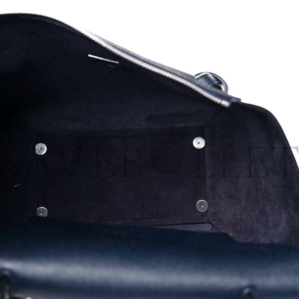 Ce**e grained calfskin mini belt bag navy (39*28*23cm)