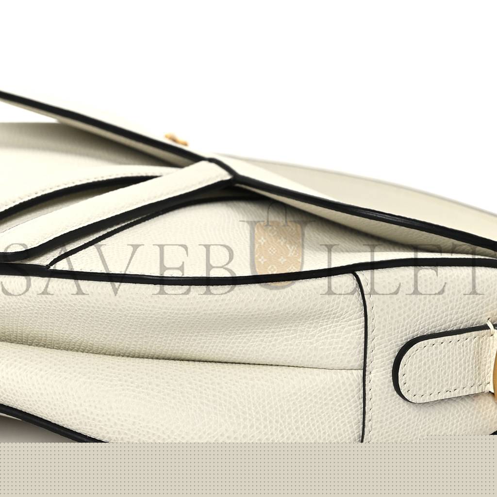 D*or grained calfskin saddle bag white (24*20*7cm)