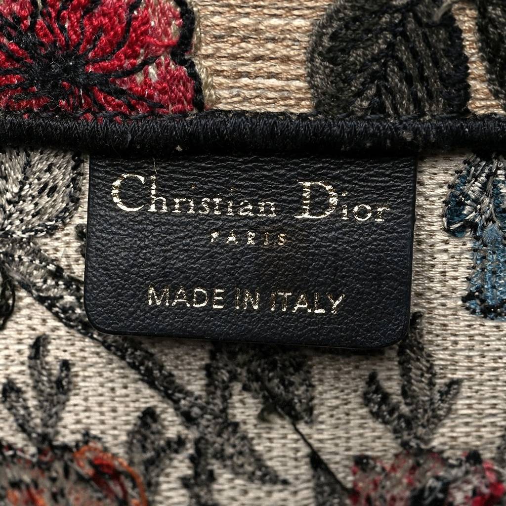 D*or canvas embroidered large broderie D*or flowers book tote multicolor (42*34*17.8cm)