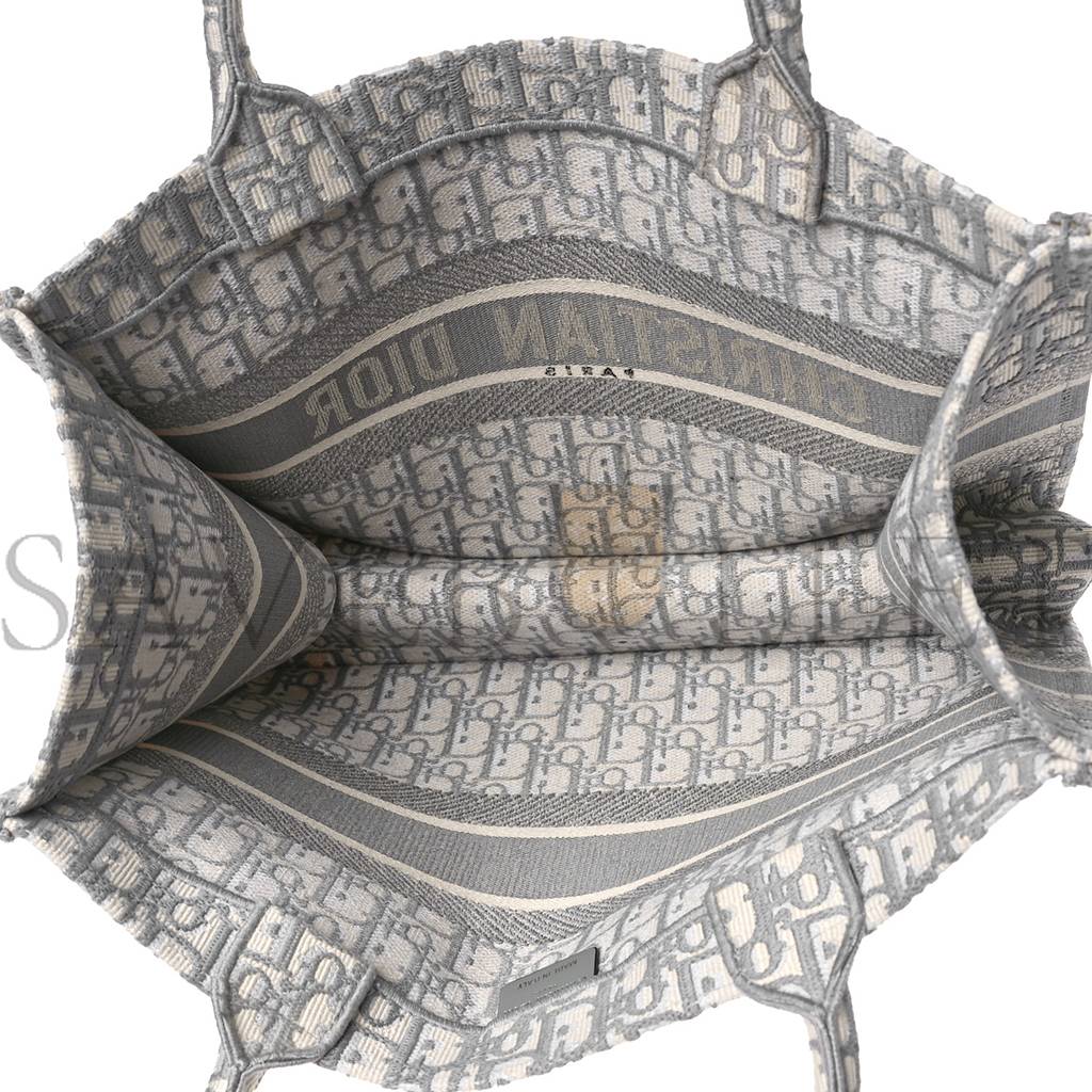 D*or oblique medium book tote grey (36*27*14cm)