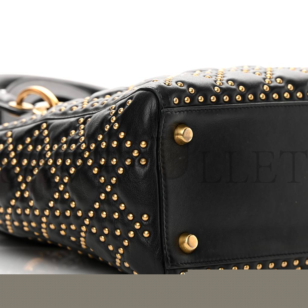 d*or calfskin cannage studded medium S*pple lady d*or black (23*18*12.1cm)