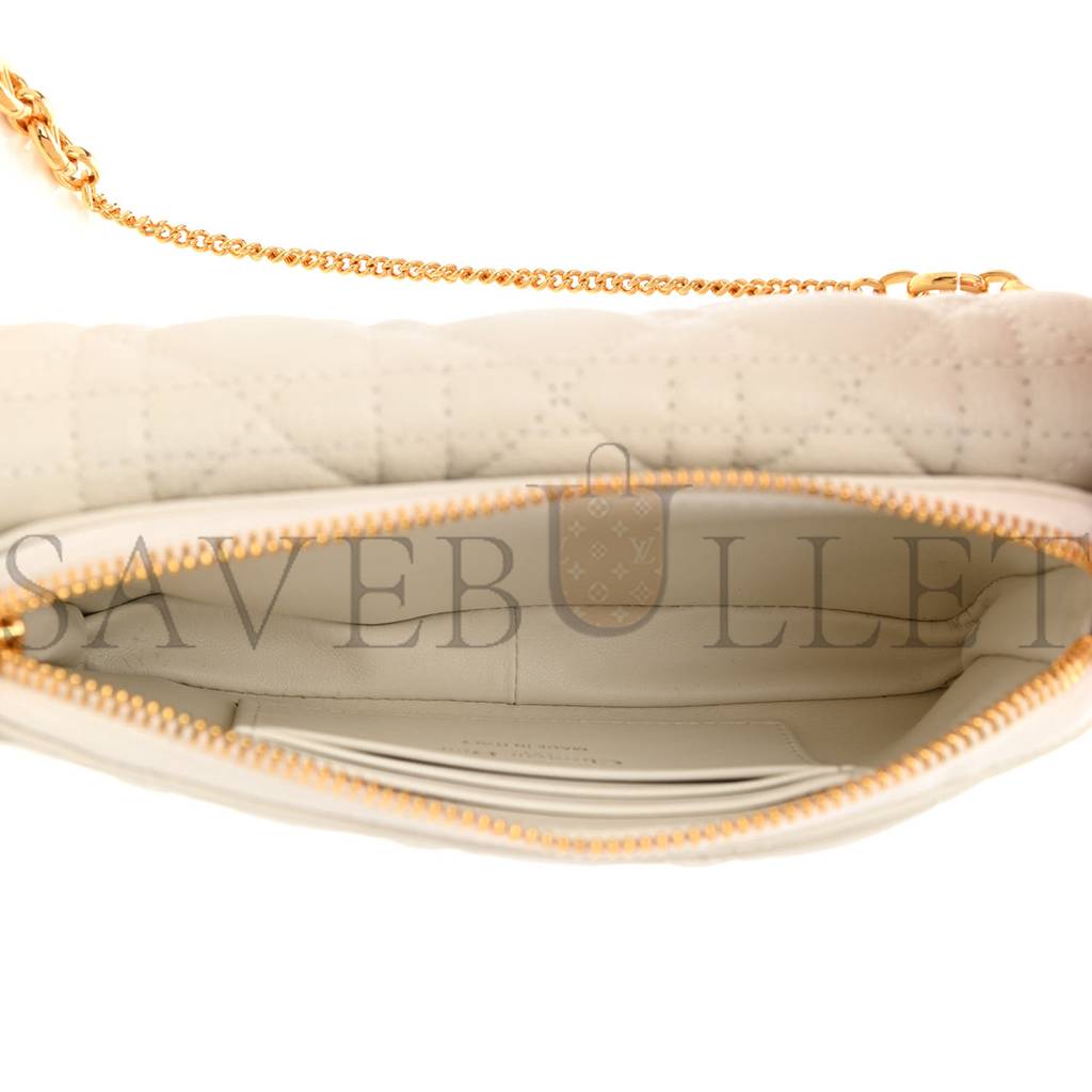 d*or S*pple calfskin cannage caro pouch with chain latte (18*10*6.4cm)