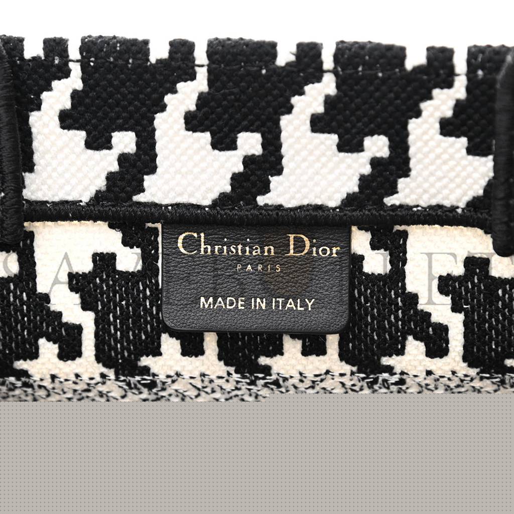 D*or canvas houndstooth embroidered small book tote black white (27*22*11.4cm)